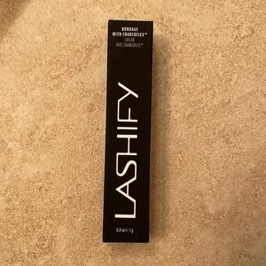 Lashify bondage with charcoal flex glue